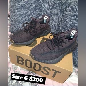 Yeezy Boost 350 V2’Cinder Non-Reflective’